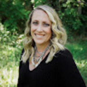 Meet your Posher, Keri